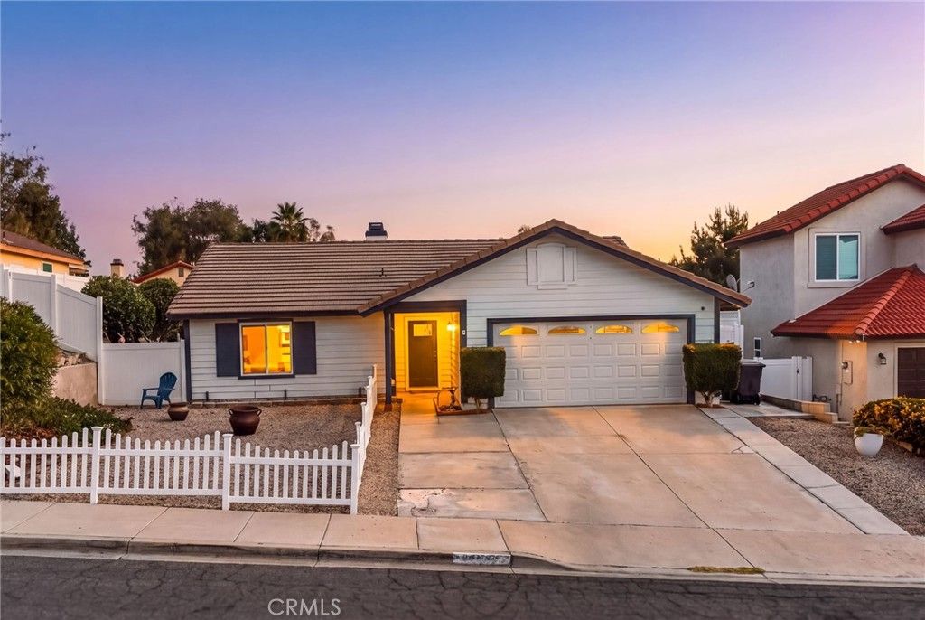 25992 Country Walk Lane, Murrieta, CA 92563 — exterior