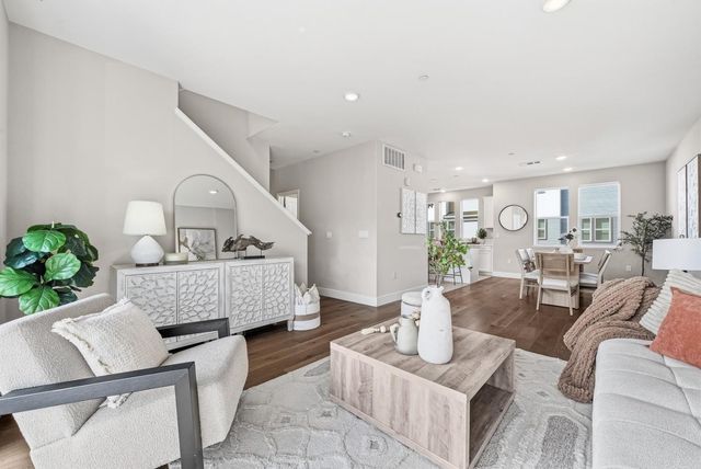 875 Cotati Terrace 4, Sunnyvale, CA 94085