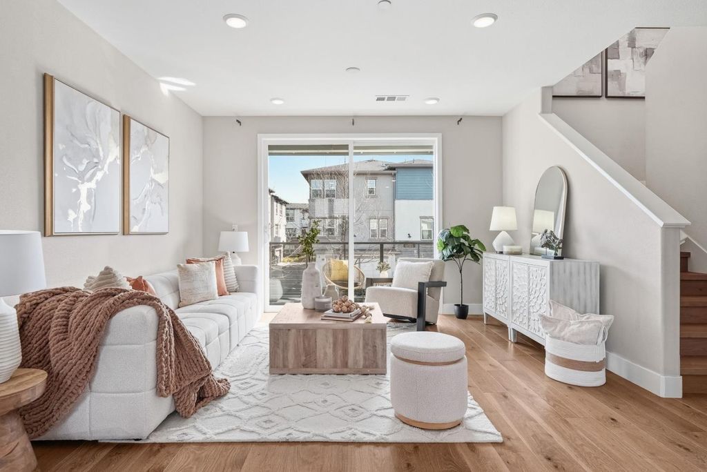 875 Cotati Terrace 4, Sunnyvale, CA 94085