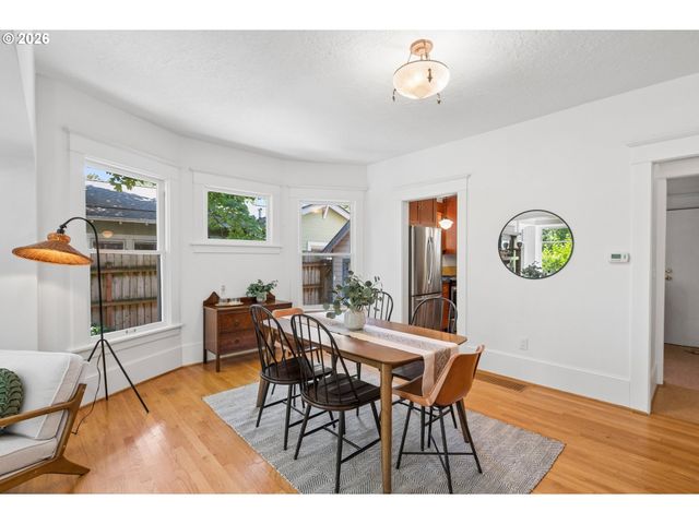 535 N SIMPSON St, Portland, OR 97217