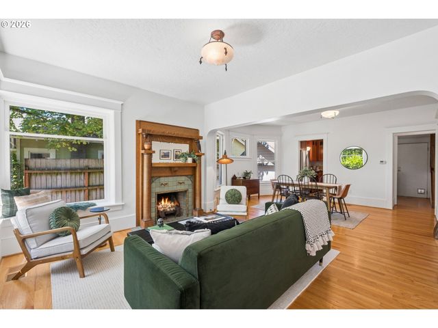535 N SIMPSON St, Portland, OR 97217