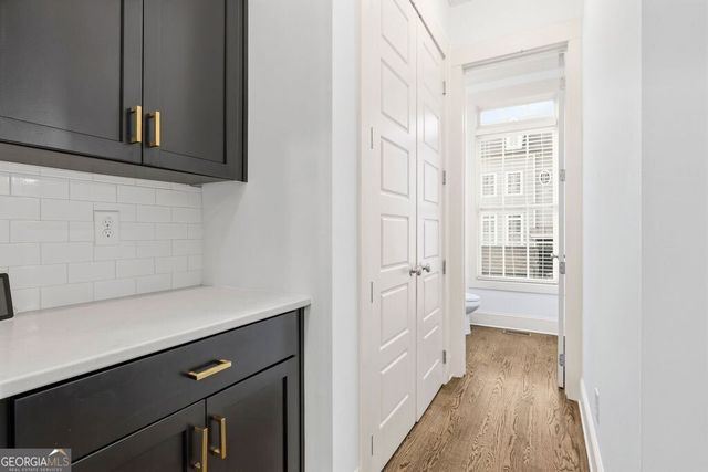 2085 Callaway Court NW, Atlanta, GA 30318