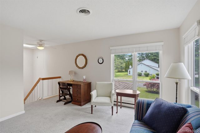 11 Pond Drive W, Rhinebeck, NY 12572