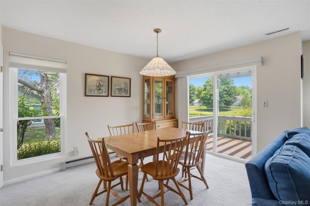 11 Pond Drive W, Rhinebeck, NY 12572