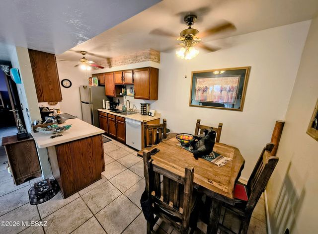 9420 E Speedway Blvd Unit 10, Tucson, AZ 85710