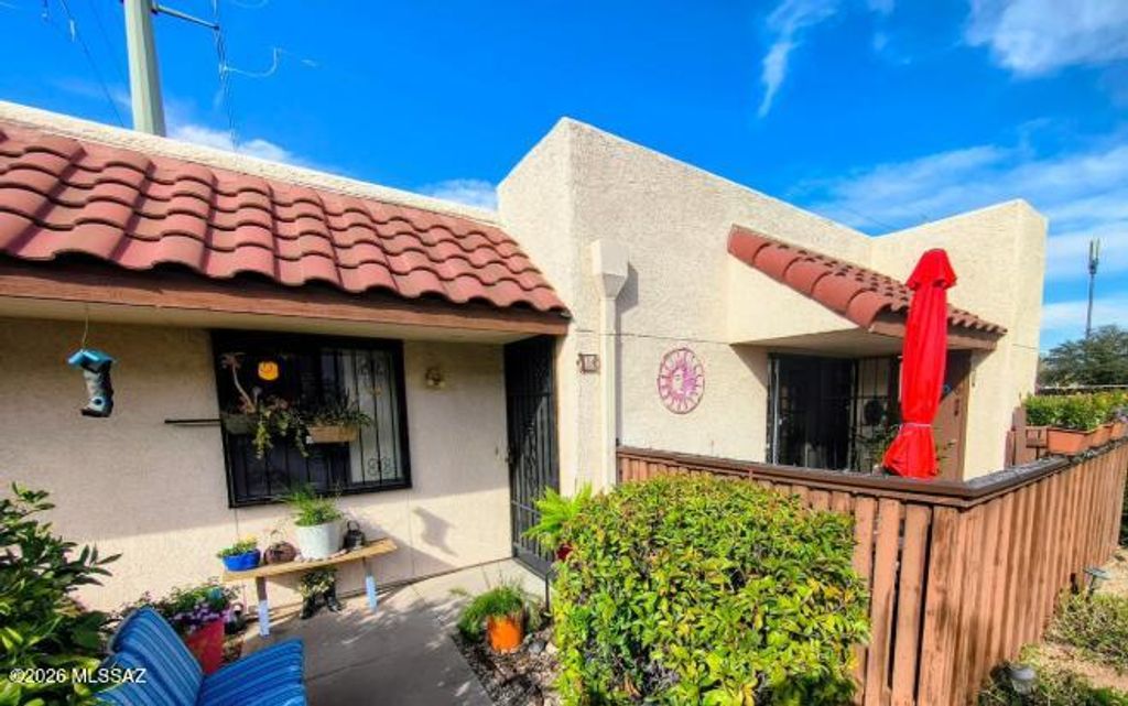 9420 E Speedway Blvd Unit 10, Tucson, AZ 85710