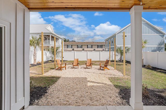 454 Wilcox Ave., Murrells Inlet, SC 29576