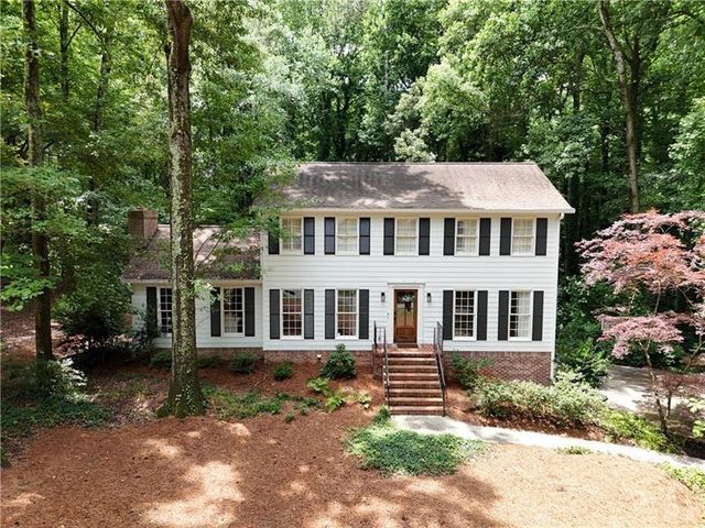 60 Camp Drive, Carrollton, GA 30117