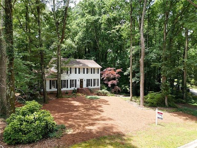 60 Camp Drive, Carrollton, GA 30117