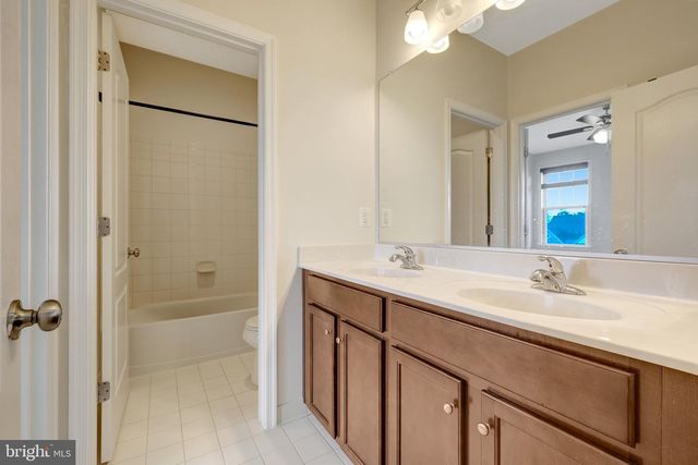 24703 GRACEHILL TER, Aldie, VA 20105