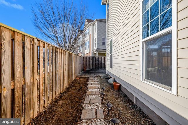 24703 GRACEHILL TER, Aldie, VA 20105