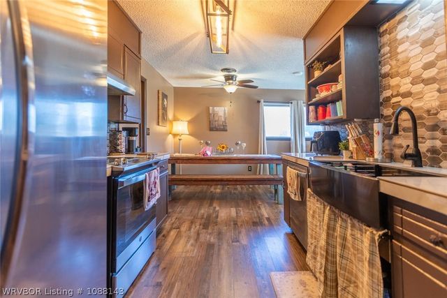 1524 Pineywood Drive, Mcalester, OK 74501