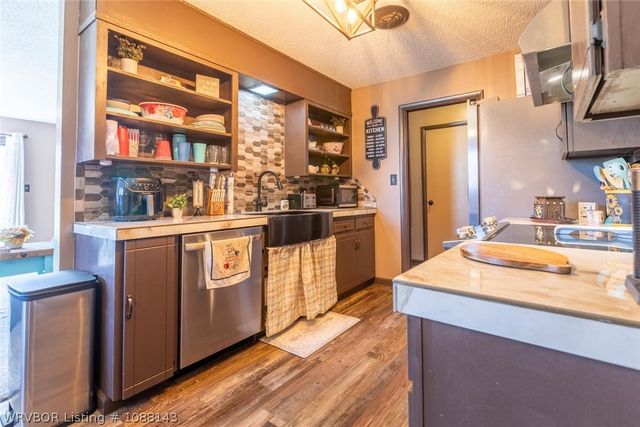 1524 Pineywood Drive, Mcalester, OK 74501