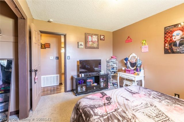 1524 Pineywood Drive, Mcalester, OK 74501