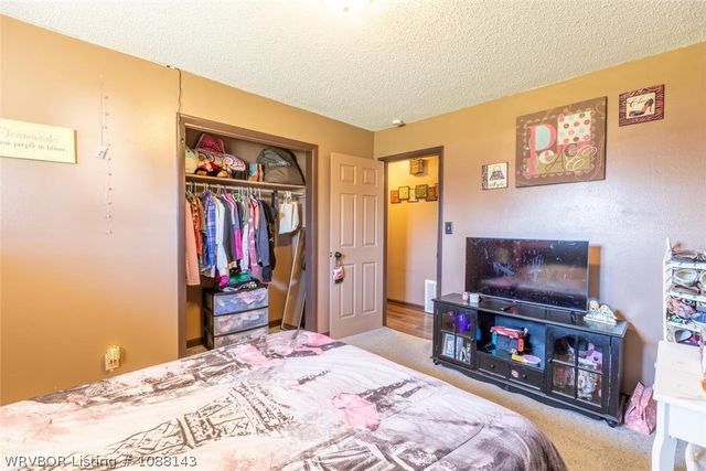 1524 Pineywood Drive, Mcalester, OK 74501