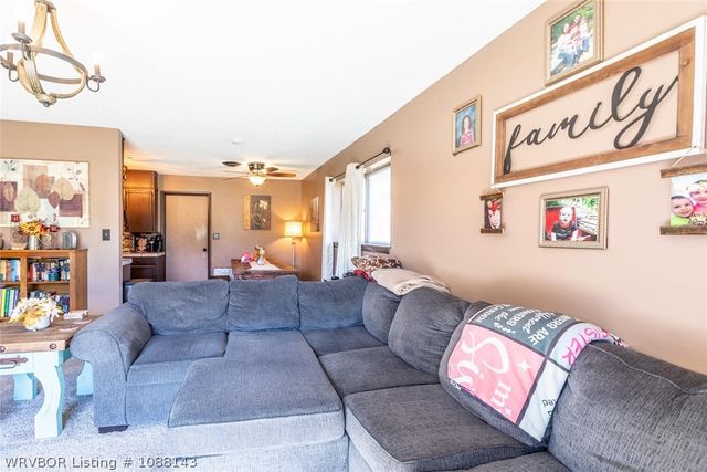 1524 Pineywood Drive, Mcalester, OK 74501