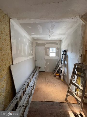 2066 EASTBURN AVE, Philadelphia, PA 19138