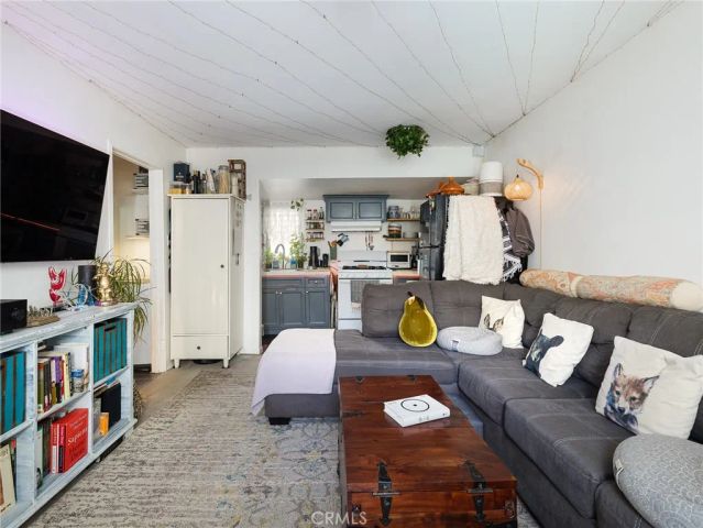 427 E Franklin Avenue, El Segundo, CA 90245