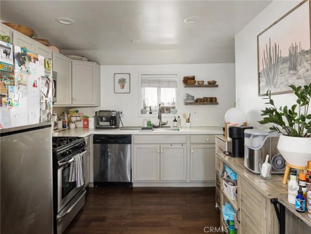 427 E Franklin Avenue, El Segundo, CA 90245