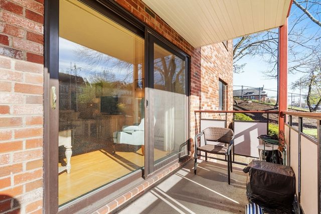 100 Lexington St A2, Belmont, MA 02478