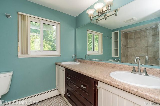 1147 Tienken Court, Rochester Hills, MI 48306