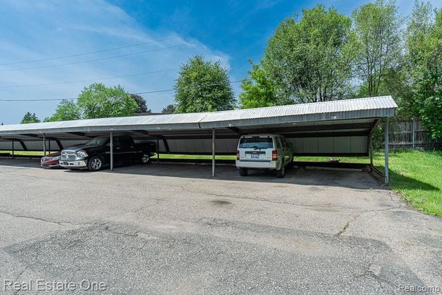 1147 Tienken Court, Rochester Hills, MI 48306
