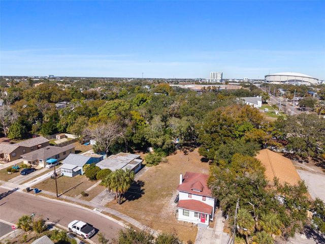 13TH AVENUE, St Petersburg, FL 33712