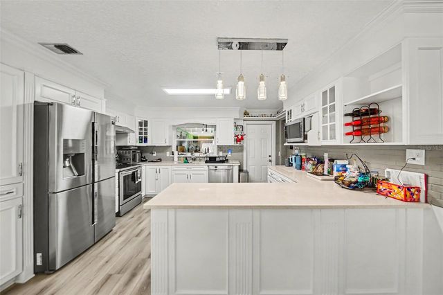 394 BARBERRY LANE, Altamonte Springs, FL 32714