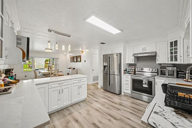 394 BARBERRY LANE, Altamonte Springs, FL 32714