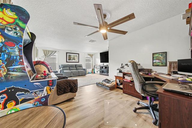 394 BARBERRY LANE, Altamonte Springs, FL 32714