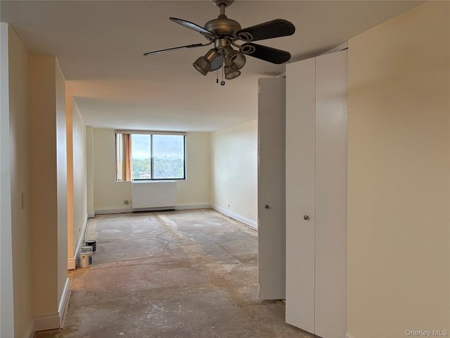 2 Bay Club Drive 10M, Bayside, NY 11360