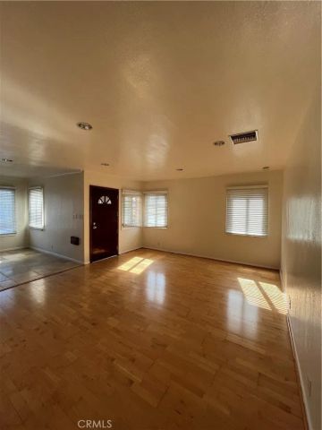 3833 W 105 Street, Inglewood, CA 90066