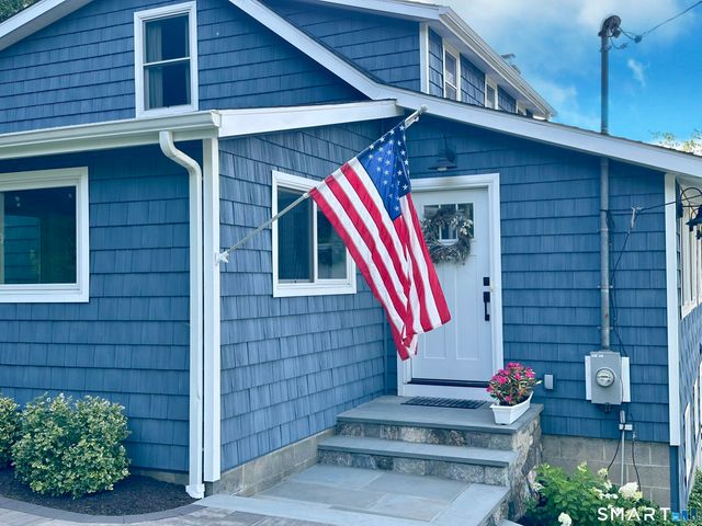 41 Candlewood Drive, New Fairfield, CT 06812