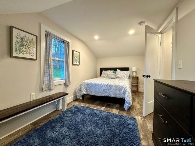 41 Candlewood Drive, New Fairfield, CT 06812