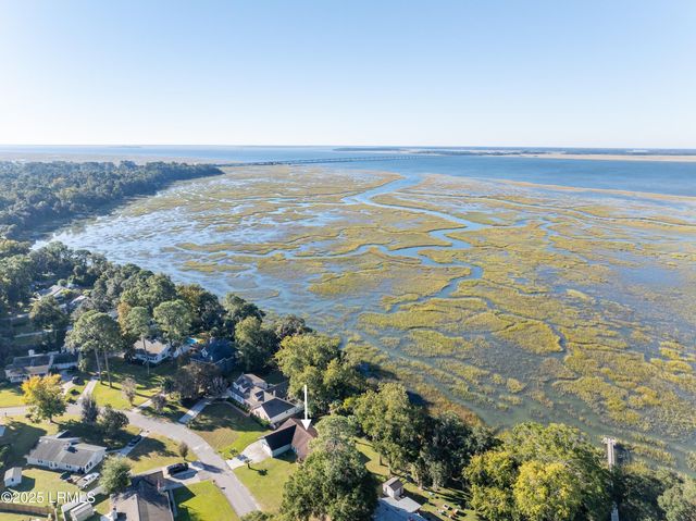 5957 Pleasant Farm Drive, Beaufort, SC 29906