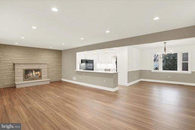 1612 ELBRIDGE RD, Harrisburg, PA 17112