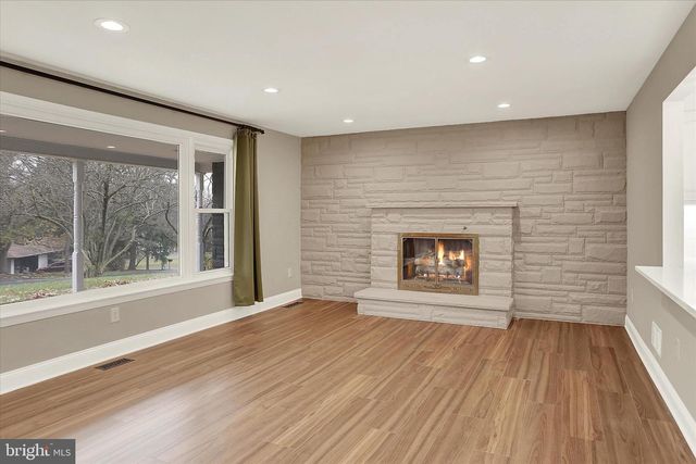 1612 ELBRIDGE RD, Harrisburg, PA 17112