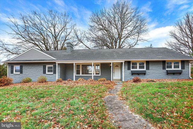 1612 ELBRIDGE RD, Harrisburg, PA 17112