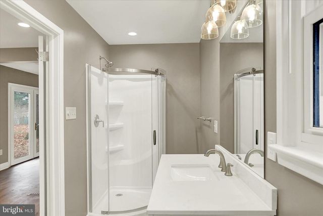 1612 ELBRIDGE RD, Harrisburg, PA 17112