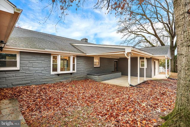 1612 ELBRIDGE RD, Harrisburg, PA 17112