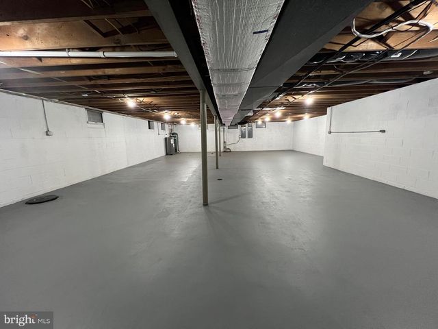 1612 ELBRIDGE RD, Harrisburg, PA 17112