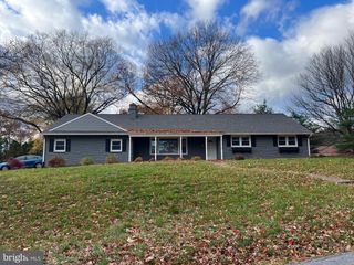 1612 ELBRIDGE RD, Harrisburg, PA 17112