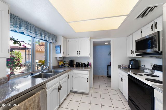 745 LEISURE WORLD --, Mesa, AZ 85206