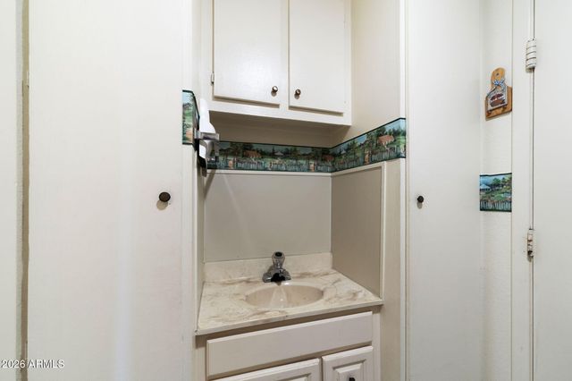 745 LEISURE WORLD --, Mesa, AZ 85206