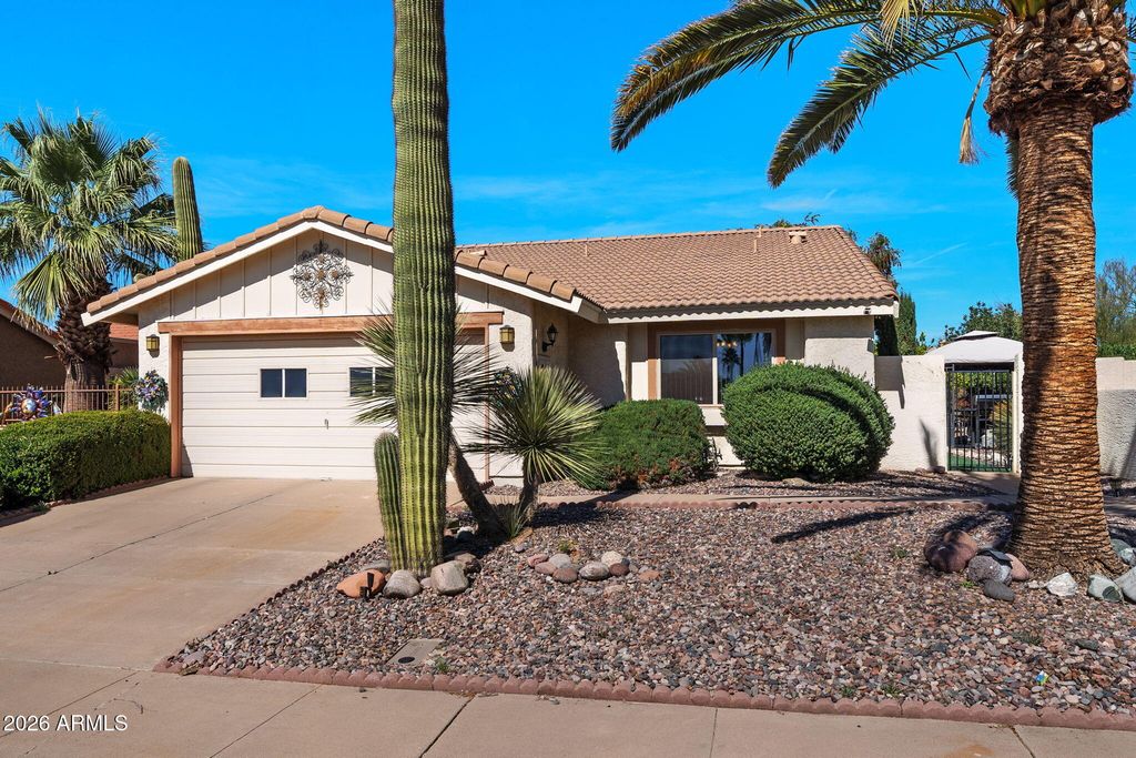 745 LEISURE WORLD --, Mesa, AZ 85206