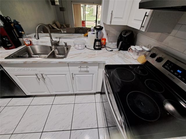 9708 SW 138th Ave 9708, Miami, FL 33186