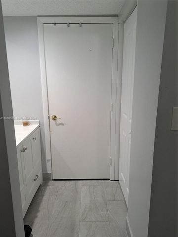 9708 SW 138th Ave 9708, Miami, FL 33186