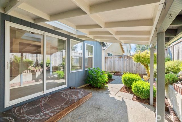 1320 Derby Lane SE, Tumwater, WA 98501