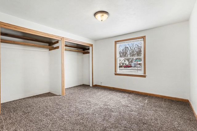 880 Paw Paw Drive, Holland, MI 49423