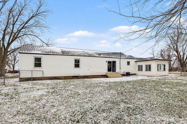 880 Paw Paw Drive, Holland, MI 49423